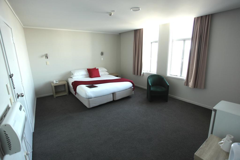The Grosvenor Hotel Timaru Exterior photo